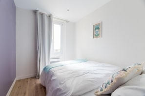 3 bedrooms, iron/ironing board, travel cot, free WiFi - Villa Poncelet-Suite Vétiver- 3 bedrooms, Champs Elysées, A/C, location N°1 (Paris-17E-Arrondissement)