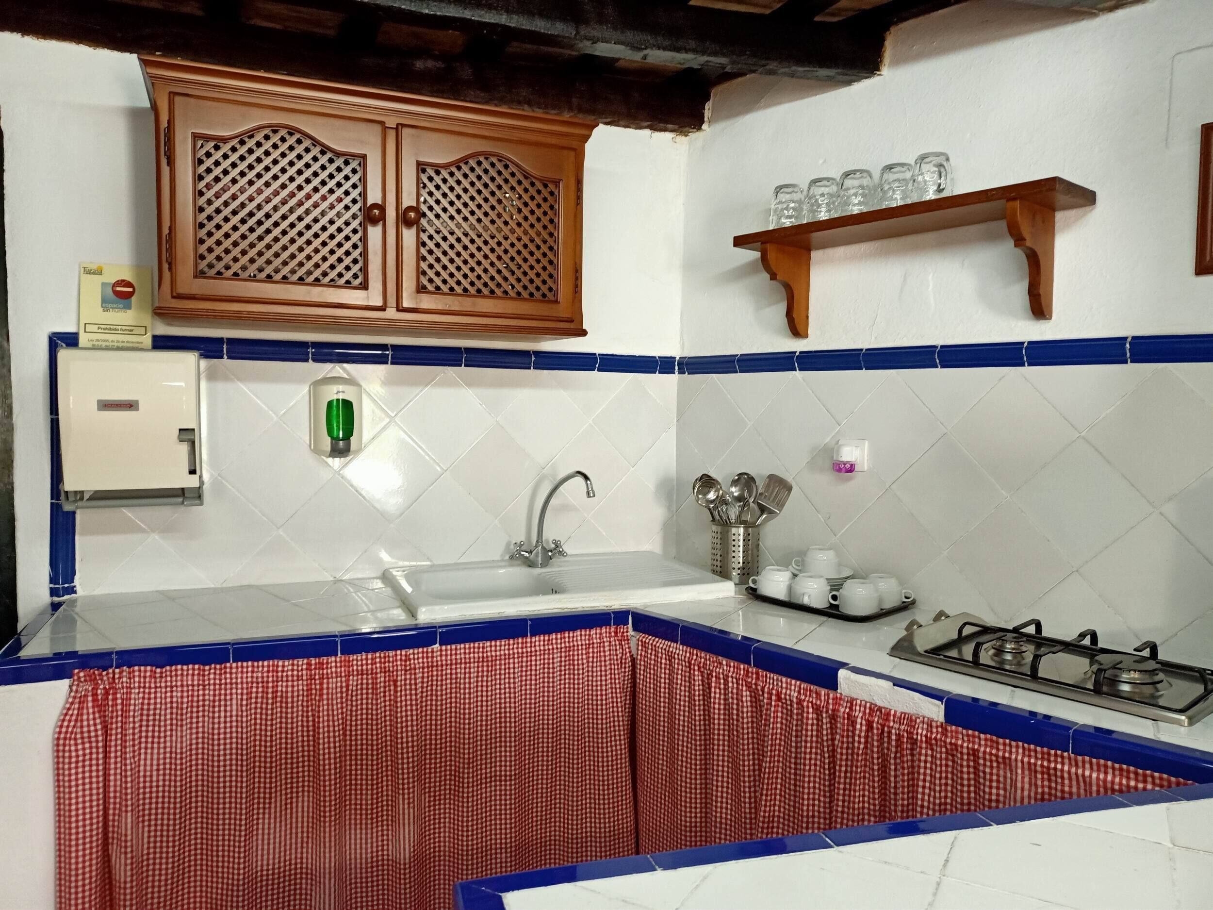 Lodging in a medieval hamlet, a wonderful experience. Restaurant,Info Point.Sl 3