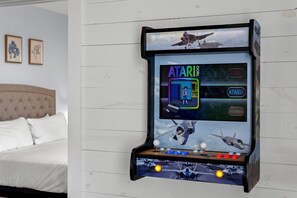 6 chambres, fer et planche à repasser, lit parapluie, Wi-Fi gratuit
