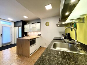 Fridge, microwave, oven, stovetop