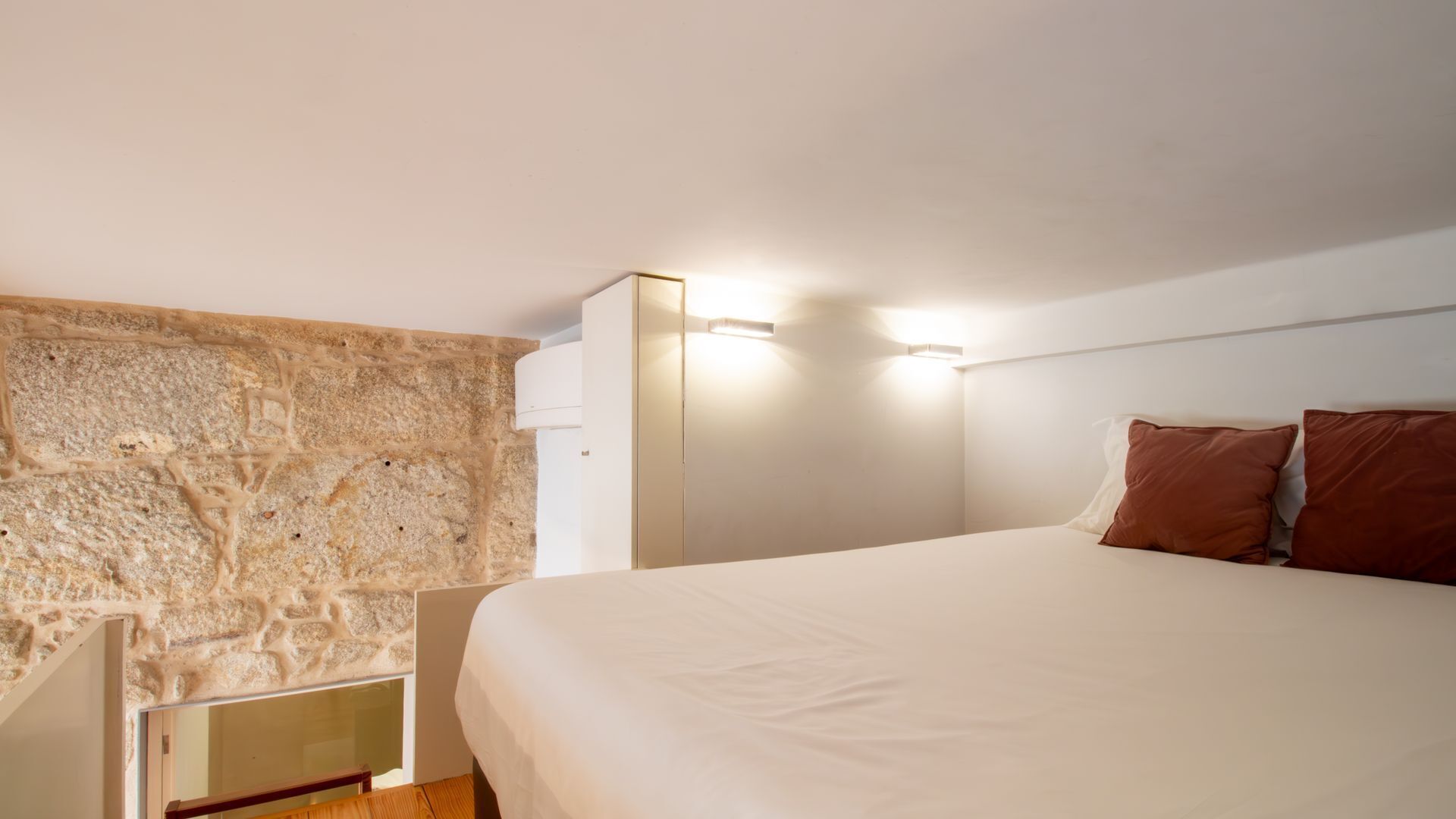 1 غرفة نوم ومكواة/لوح كي وواي فاي مجانًا وملاءات أسرّة