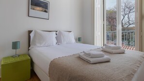 2 bedrooms, iron/ironing board, travel crib, free WiFi