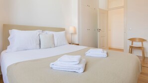 2 habitaciones, tabla de planchar con plancha y wifi gratis 