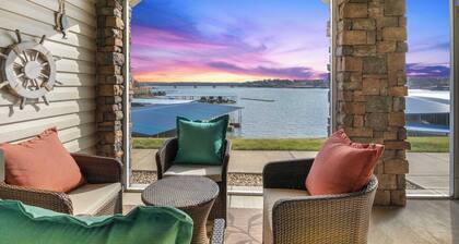 5 Star Land's End #715 Condo! Pool/Lazy River!