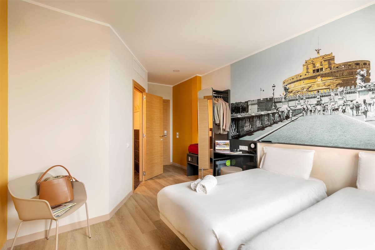 1 Schlafzimmer, Zimmersafe, Bügeleisen/Bügelbrett, kostenloses WLAN