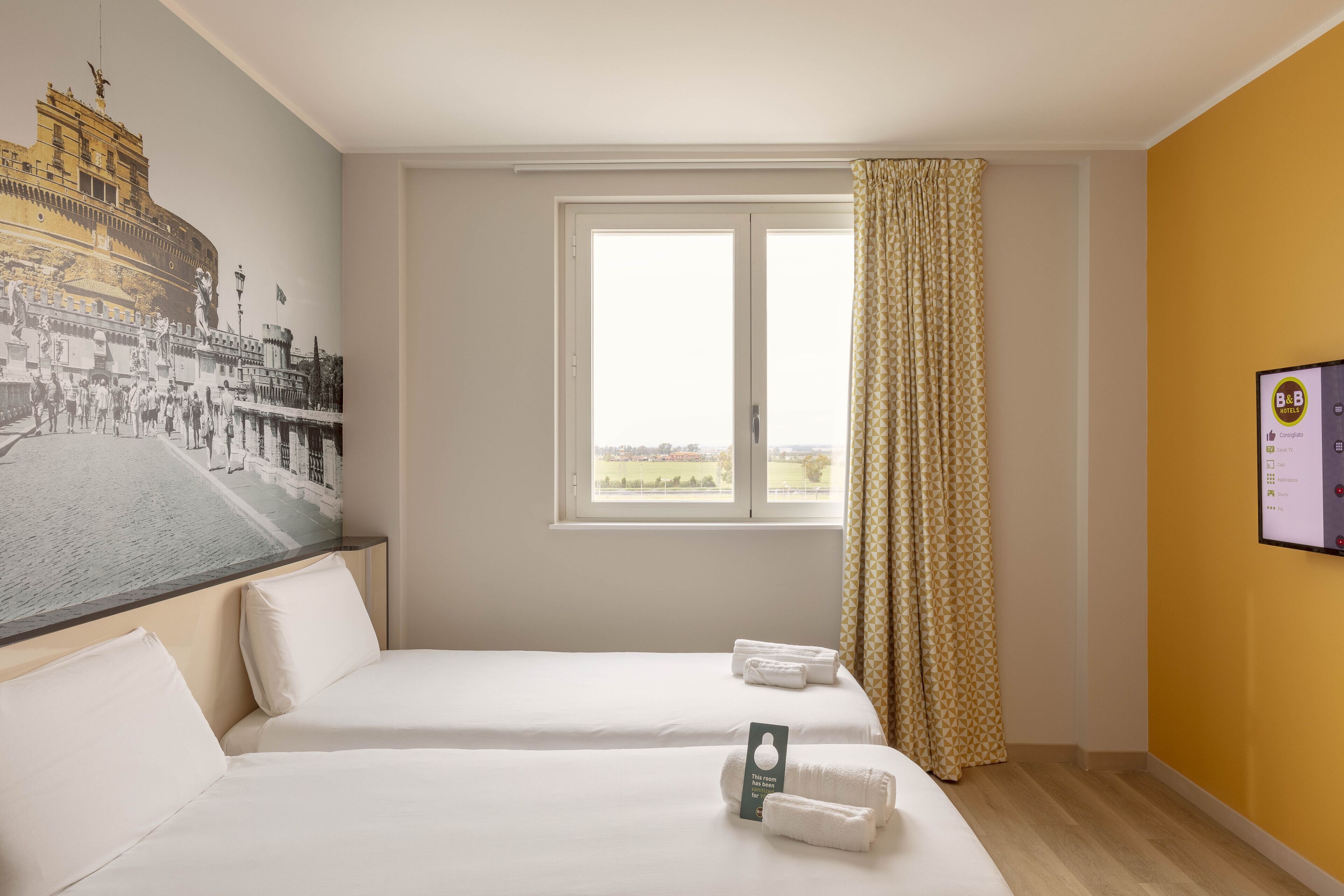 ตู้นิรภัยในห้องพัก, เตารีด/โต๊ะรีดผ้า, Wi-Fi ฟรี, ผ้าปูที่นอน