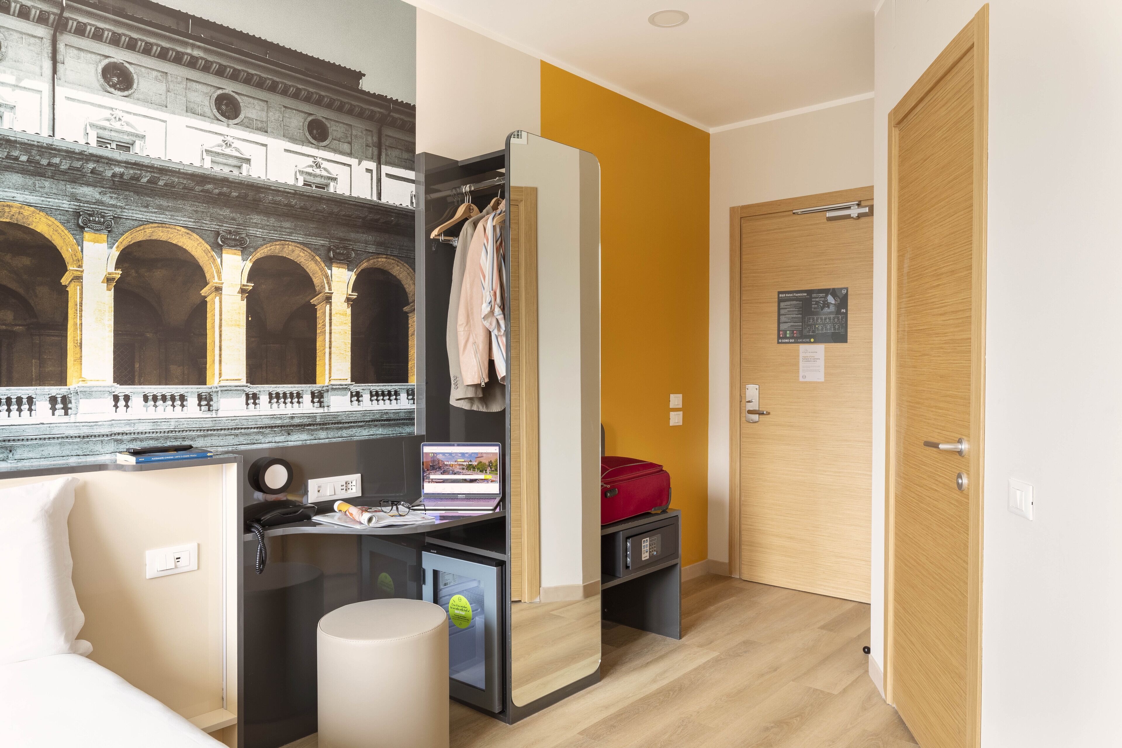 1 bedroom, in-room safe, iron/ironing board, free wifi