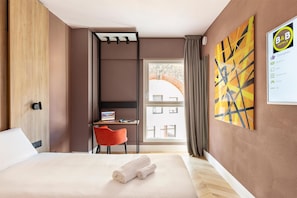 1 bedroom, down duvets, in-room safe, desk