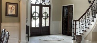 PROMO 10% WEEKLY DISCOUNT!
Beautiful Home in Champions Retreat