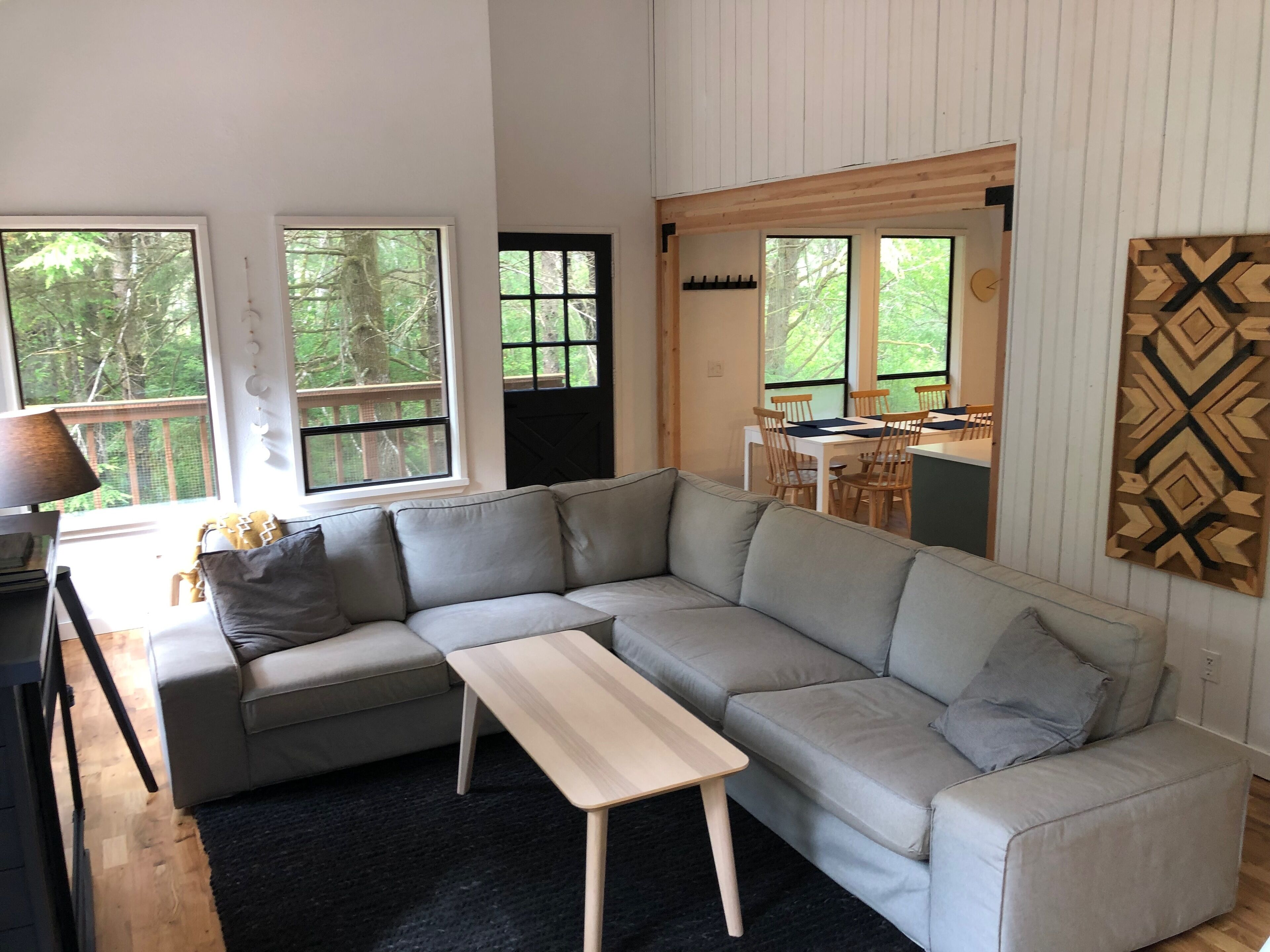 Private House Amongst Trees, Close to the Beach!