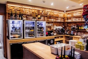 Bar (en el alojamiento)