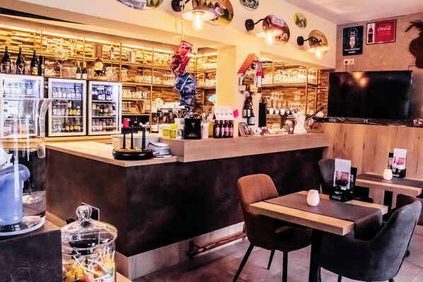 Bar (en el alojamiento)