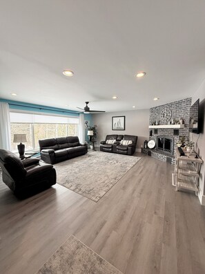 Smart TV, fireplace, video games
