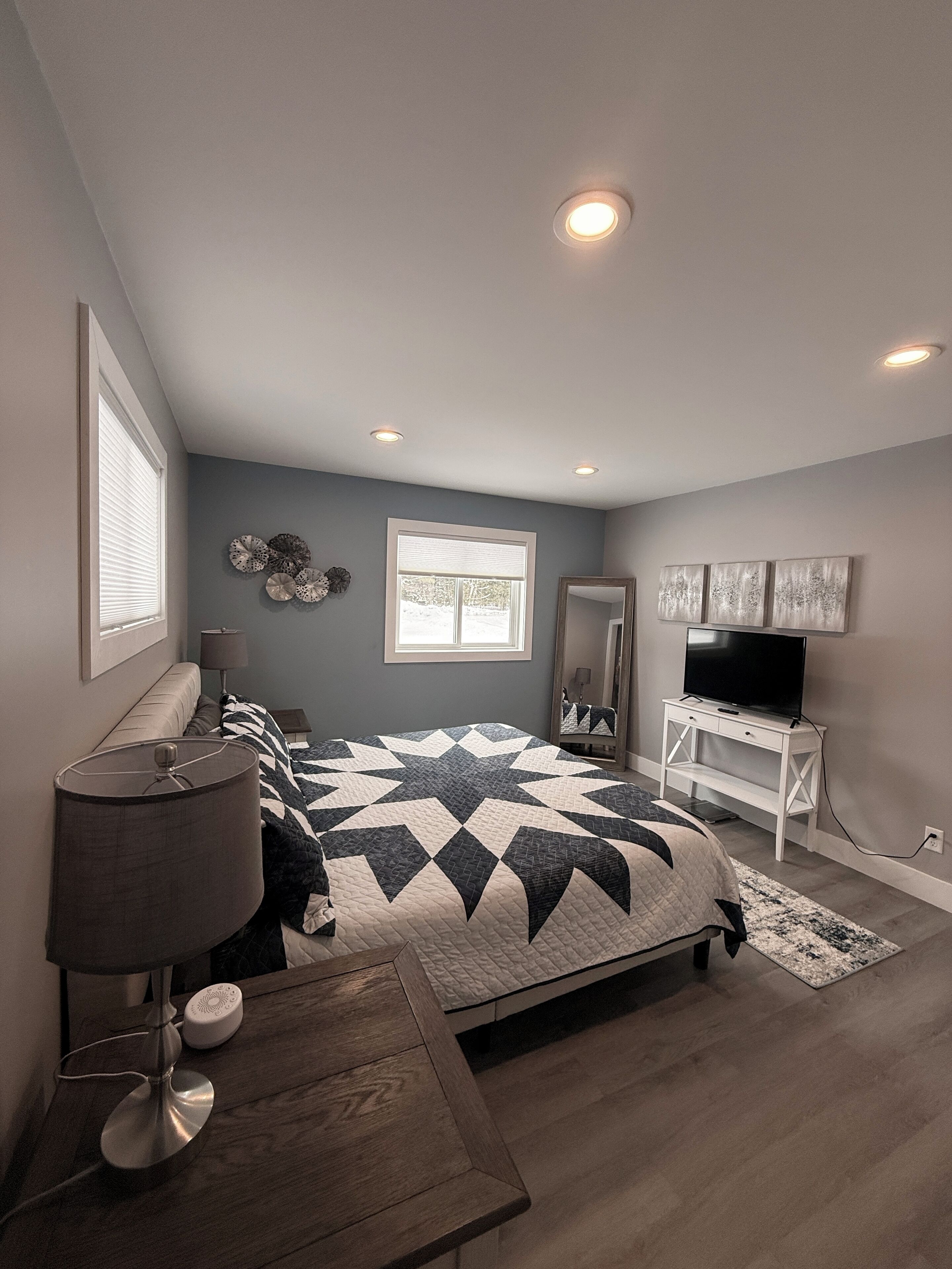 3 chambres, fer et planche à repasser, lit parapluie, Wi-Fi gratuit