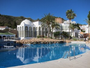 Pool - SHR013 Bonito apartamento con vistas y piscina (Nerja)