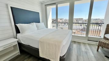 Premium bedding, pillowtop beds, free WiFi, bed sheets