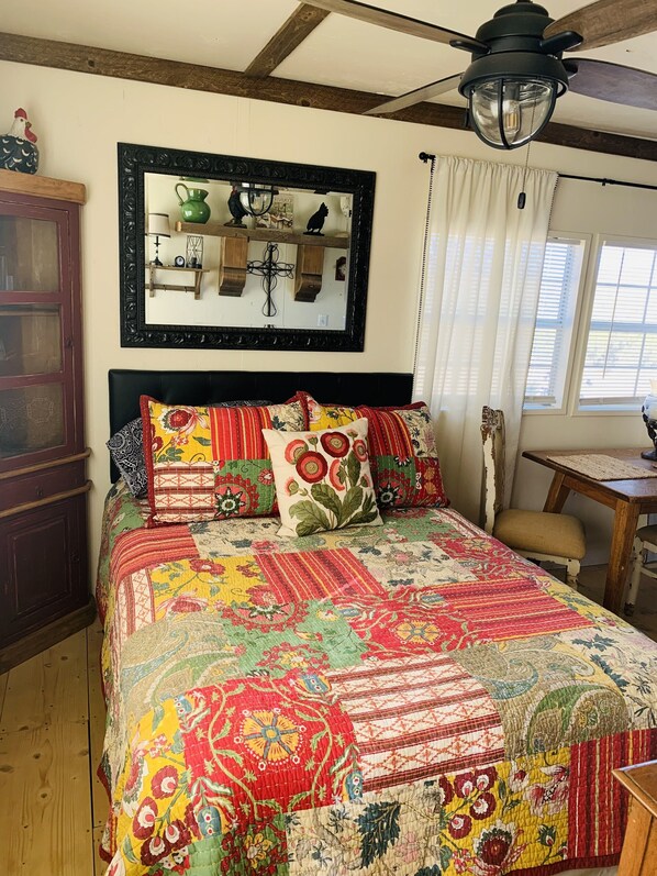 1 bedroom, free WiFi, bed sheets