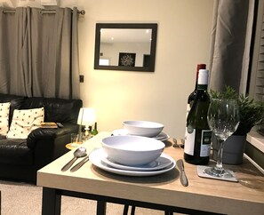 1 bedroom - Contemporary 1 bed Studio for Comfy Stay in Wigan (Wigan)