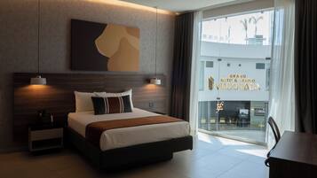 Desk, free WiFi, bed sheets