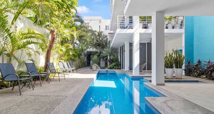 Maravilla 1A: Golden Zone 1BR - 2 Blocks to Beach
