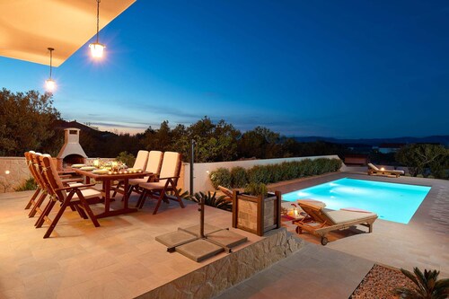 Villa Galleon with Pool