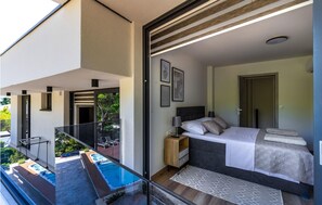 4 chambres, lit parapluie, Wi-Fi gratuit, draps fournis