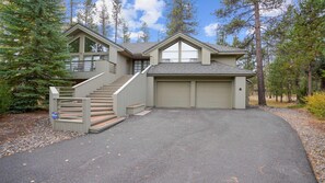 House, Multiple Beds (Hickory 02) | Exterior - Hickory 02 (Bend)