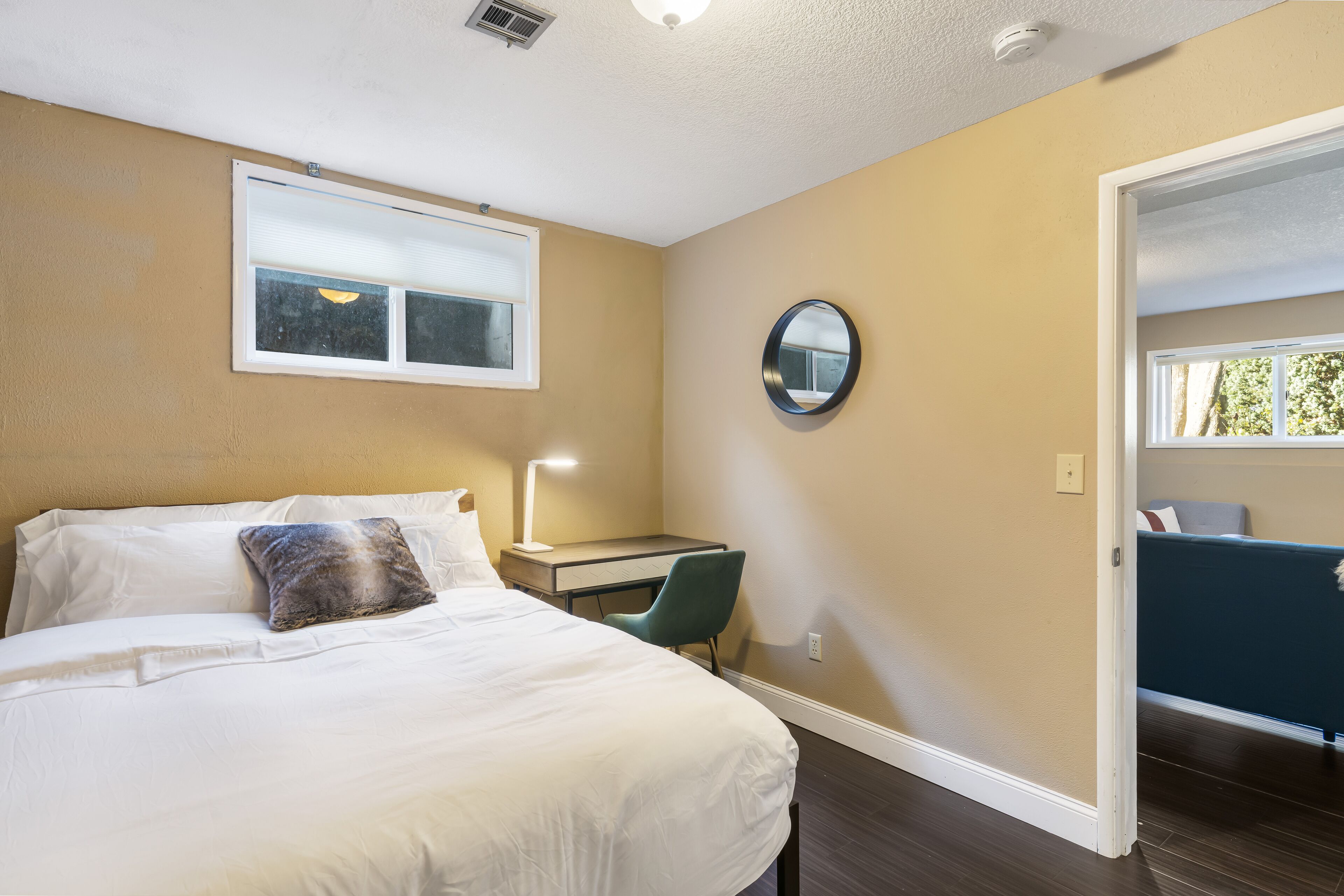 Tasteful 3bedroom place in a serene neighborhood