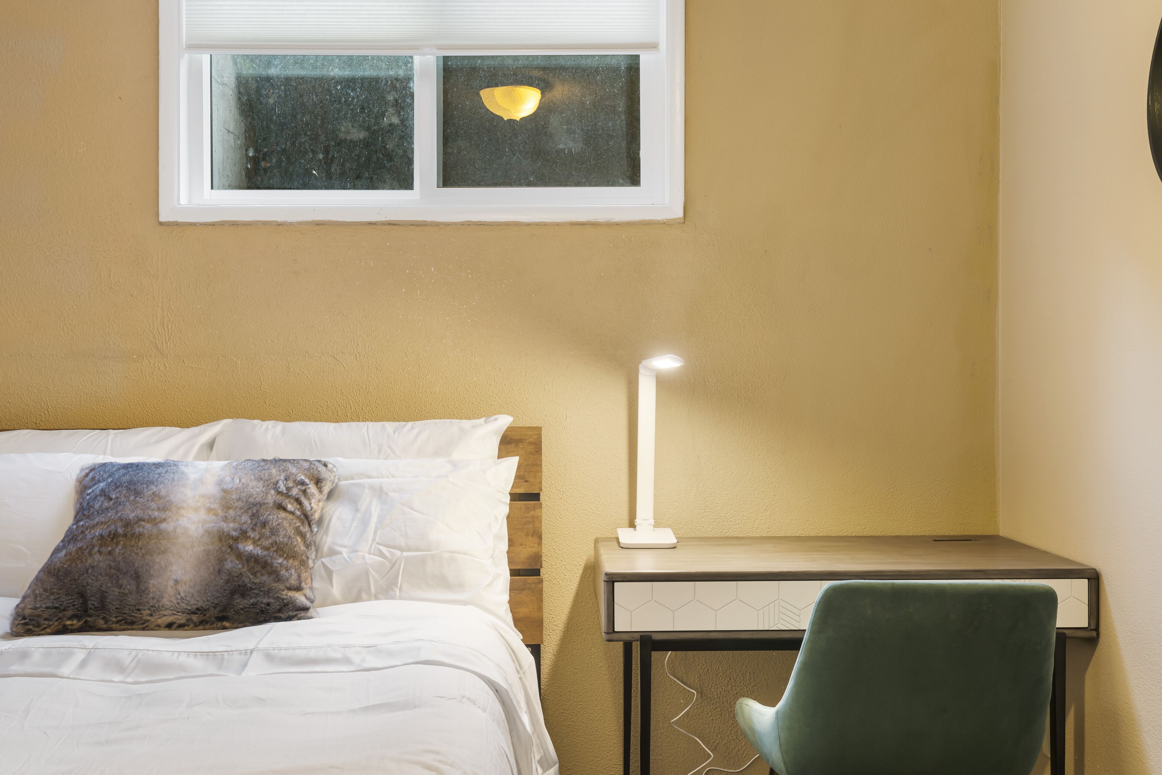 3 多间卧室、办公桌、熨斗/熨衣板、旅行婴儿床