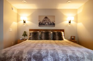 4 habitaciones, escritorio, tabla de planchar con plancha y wifi gratis