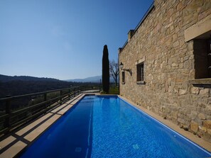 Outdoor pool - Casa del Moliner - House for 7 with pool, AC and Wi-Fi (Boada)