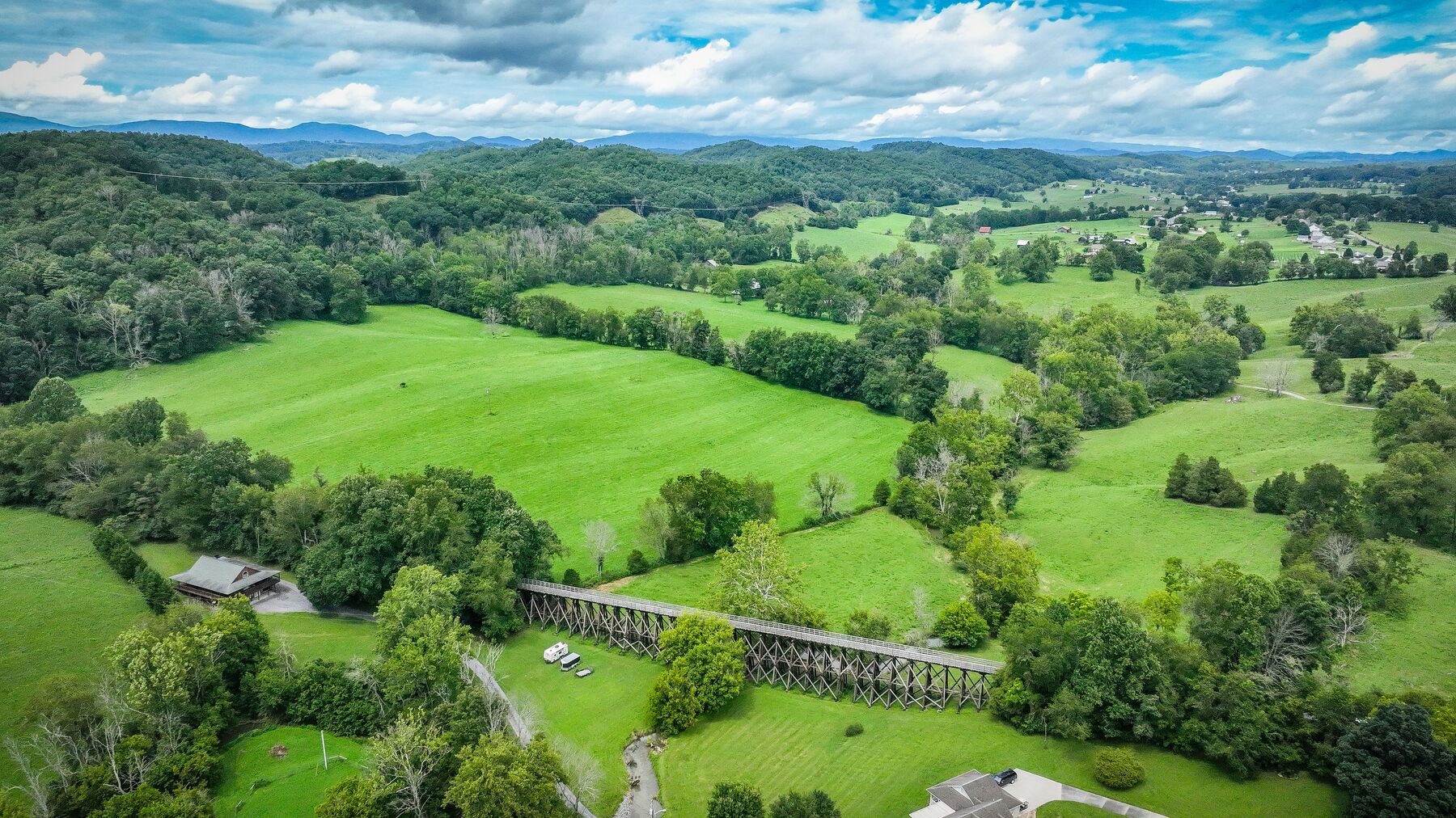 Newly renovated vacation Villa with private pool.