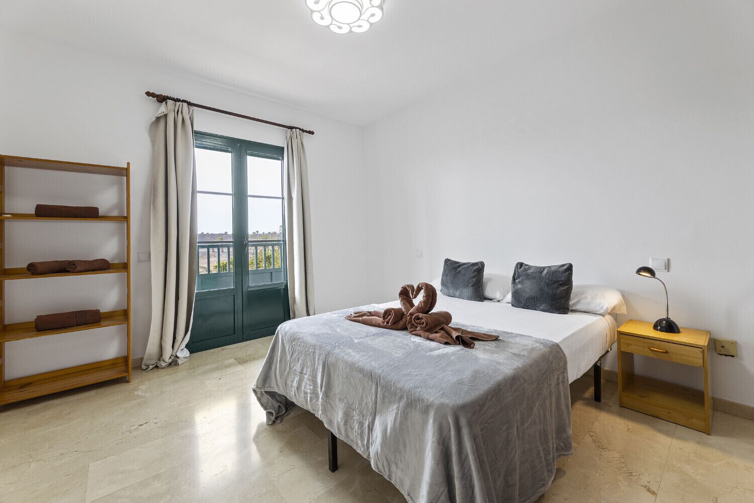 4 camere, ferro/asse da stiro, Wi-Fi gratuito, lenzuola