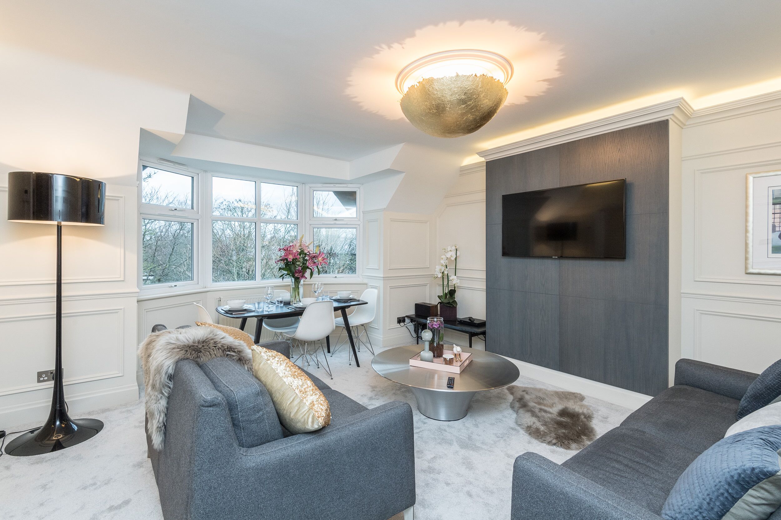A Second Floor Duplex, Luxurious 3 bedroom, Town Centre Apartment