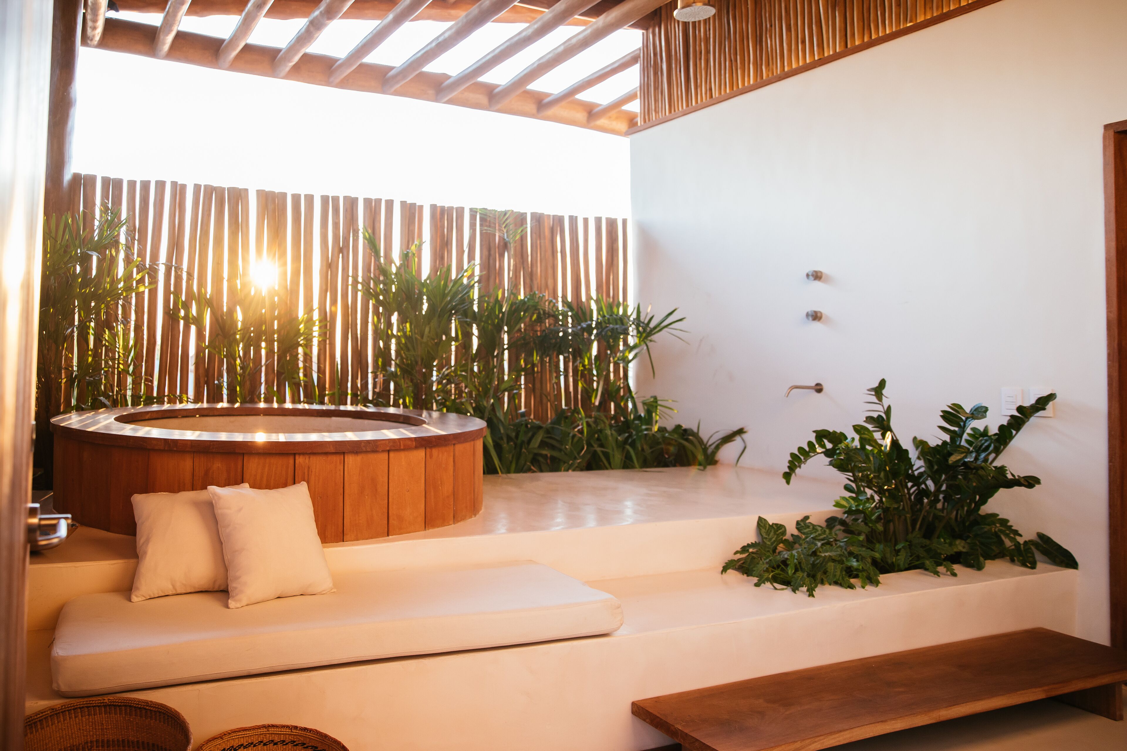 客房 (Suite Master) | 私人 Spa 浴池