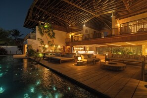 Front of property - evening/night - Villa Mandi (Jijoca de Jericoacoara)