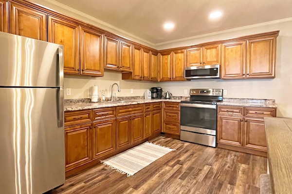 Refrigerador, microondas, horno, placa de cocina