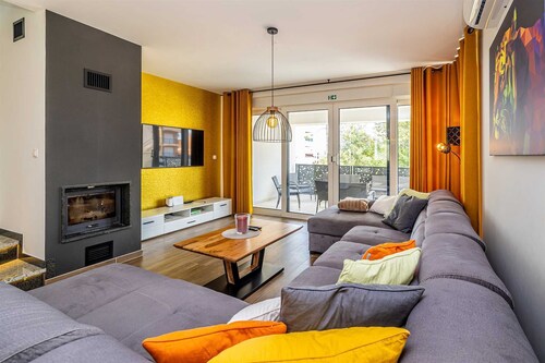 Modern holiday house JASMINKA