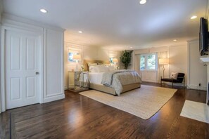 5 habitaciones, escritorio, tabla de planchar con plancha y wifi gratis