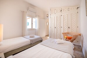 3 Schlafzimmer, BĂŒgeleisen/BĂŒgelbrett, kostenloses WLAN, BettwĂ€sche