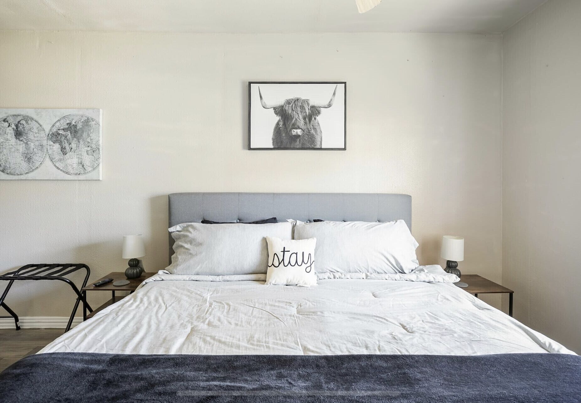 king beds! And a queen Close to Downtown Dallas!