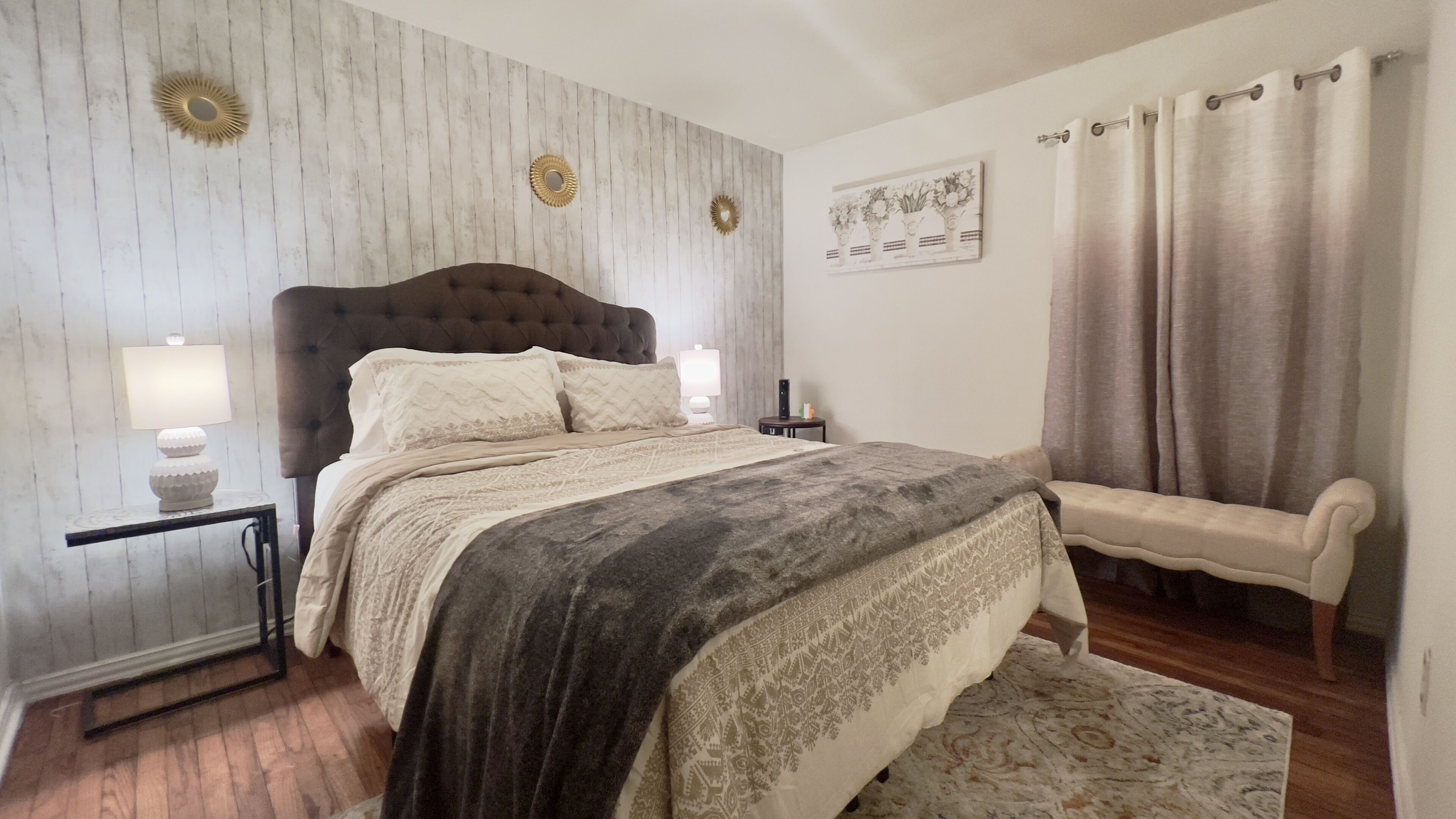 king beds! And a queen Close to Downtown Dallas!