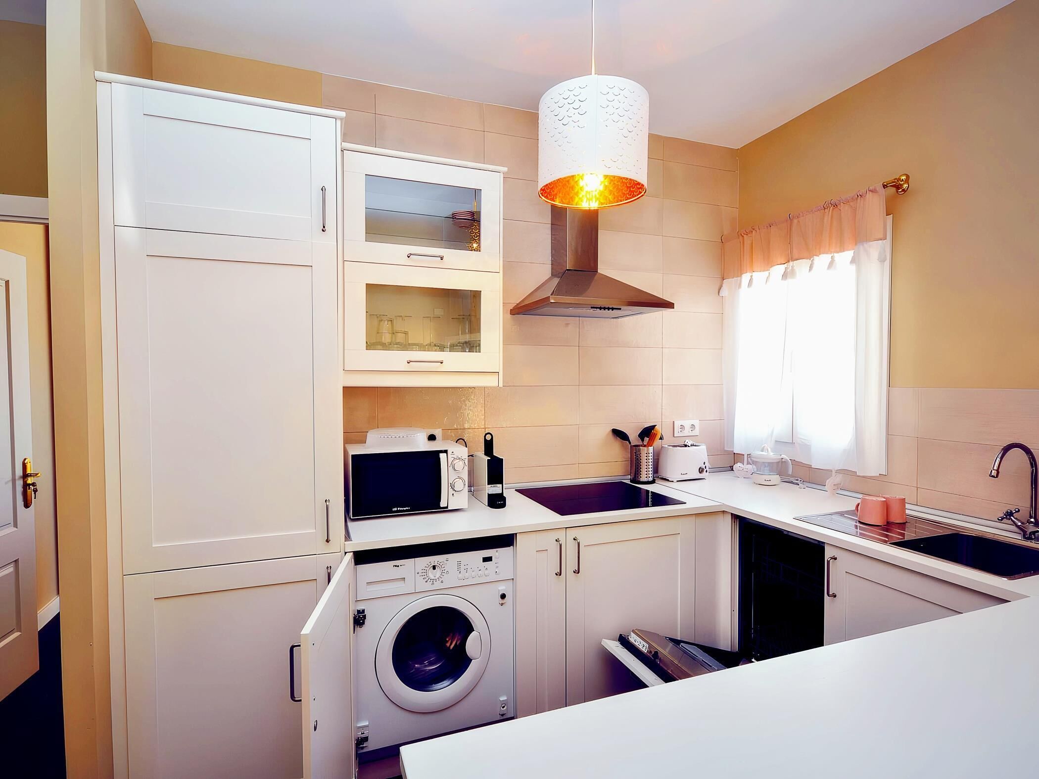 Apartment with sea views only families I