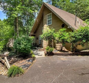 Exterior - Hottub* Great Location 3.5 Miles Gatlinburg (Gatlinburg)