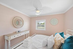 2 bedrooms, desk, iron/ironing board, travel cot