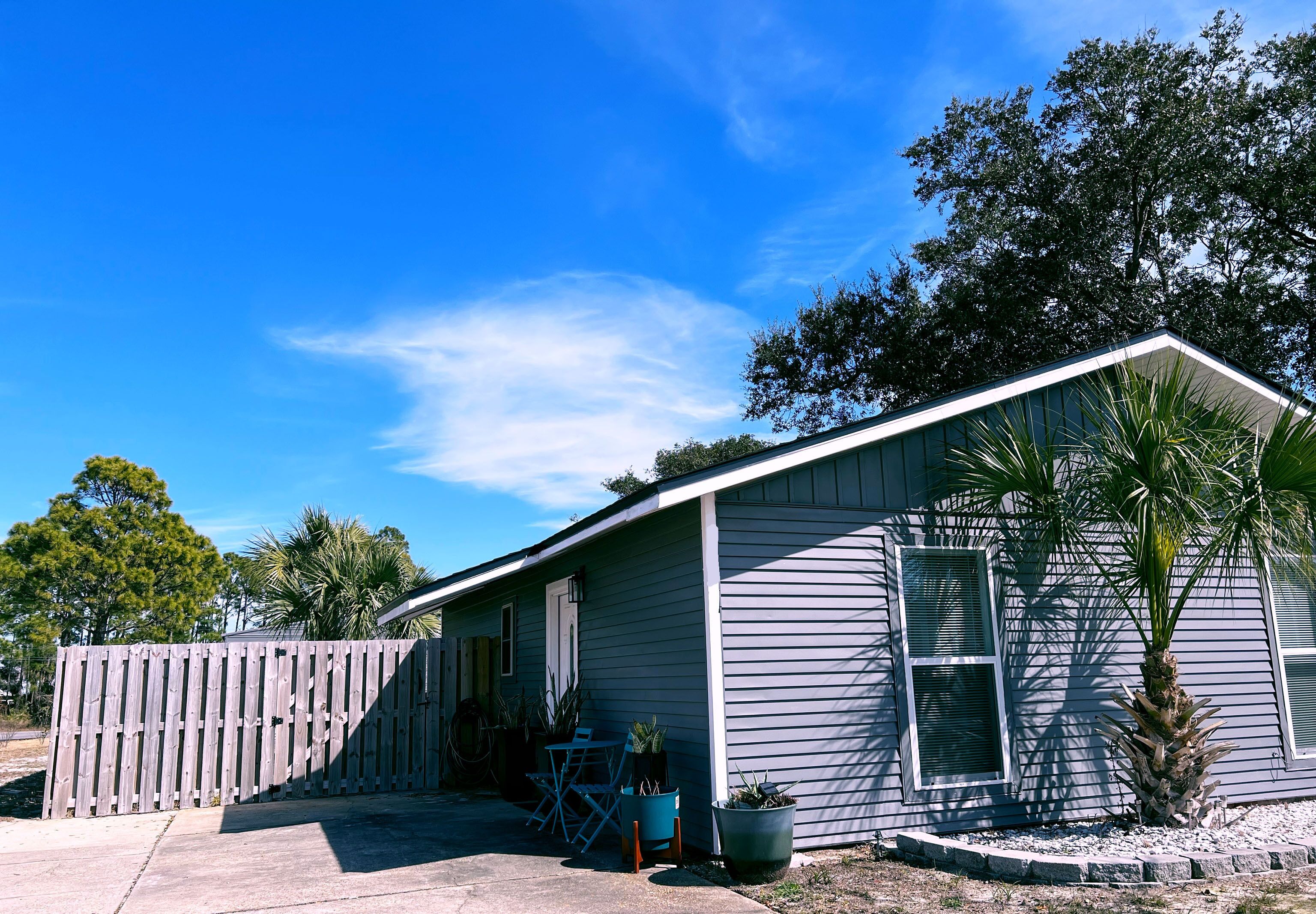 Pet-friendly House w/ Full-fenced Backyard & Great Ambiance - Walk to the Beach!