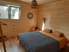 4 Schlafzimmer, Bügeleisen/Bügelbrett, Reisekinderbett, kostenloses WLAN