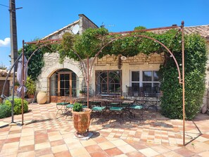 Restauration extérieure