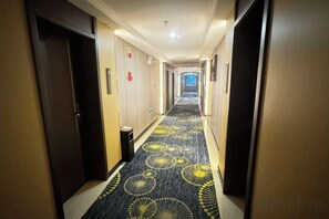 Unclassified image, 4 of 31, button - Jinyu Hotel (Zhaosu)