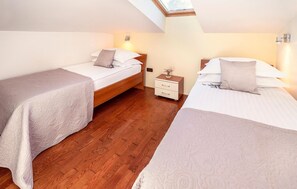 2 chambres, Wi-Fi gratuit, draps fournis